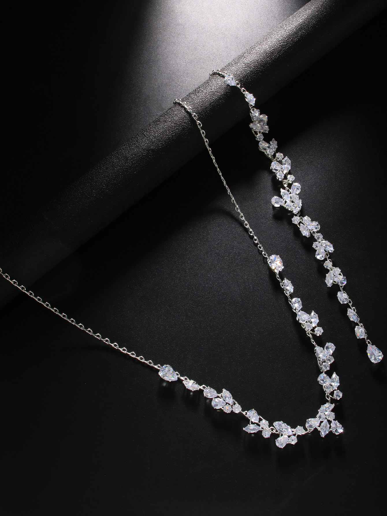 สร้อยคอคริสตัลรูปใบไม้ประดับเพ - Body Jewelry Necklace บทวิจารณ์และราคา